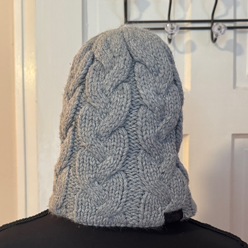 The North Face Women's Minna Stylish Light Gray Cable Knit Beanie with Fleece